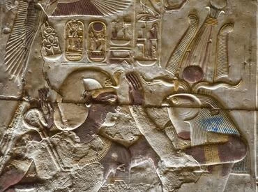 Excursão aos templos de Dendera e Abydos